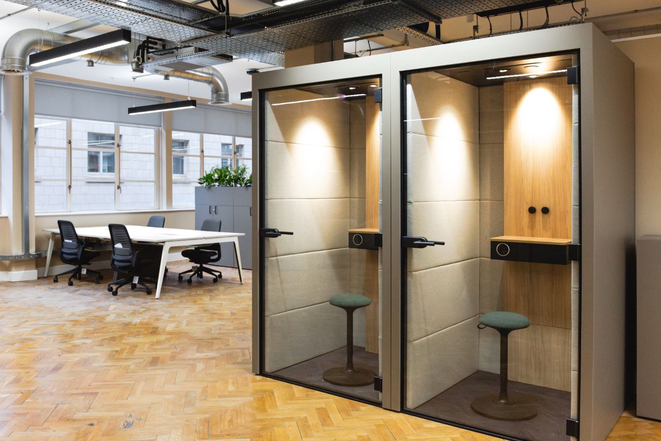 Private breakout booths for individual working in the modern office